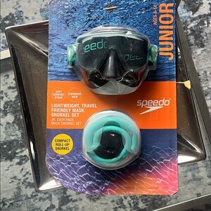 Speedo Junior Snorkel Set in Black and Green